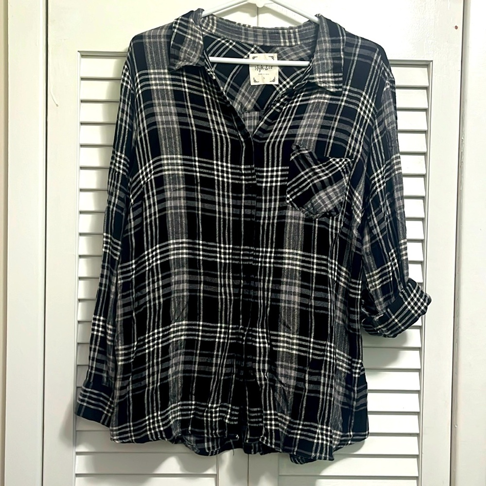 Style & Co rayon button up B&W plaid L